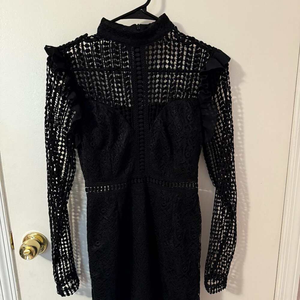 PrettyLittleThing Women's black dress